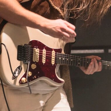 Warwick vs Fender: ¿Qué Bajo Deberías Comprar?
